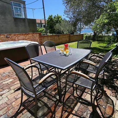 Idassa Villa
